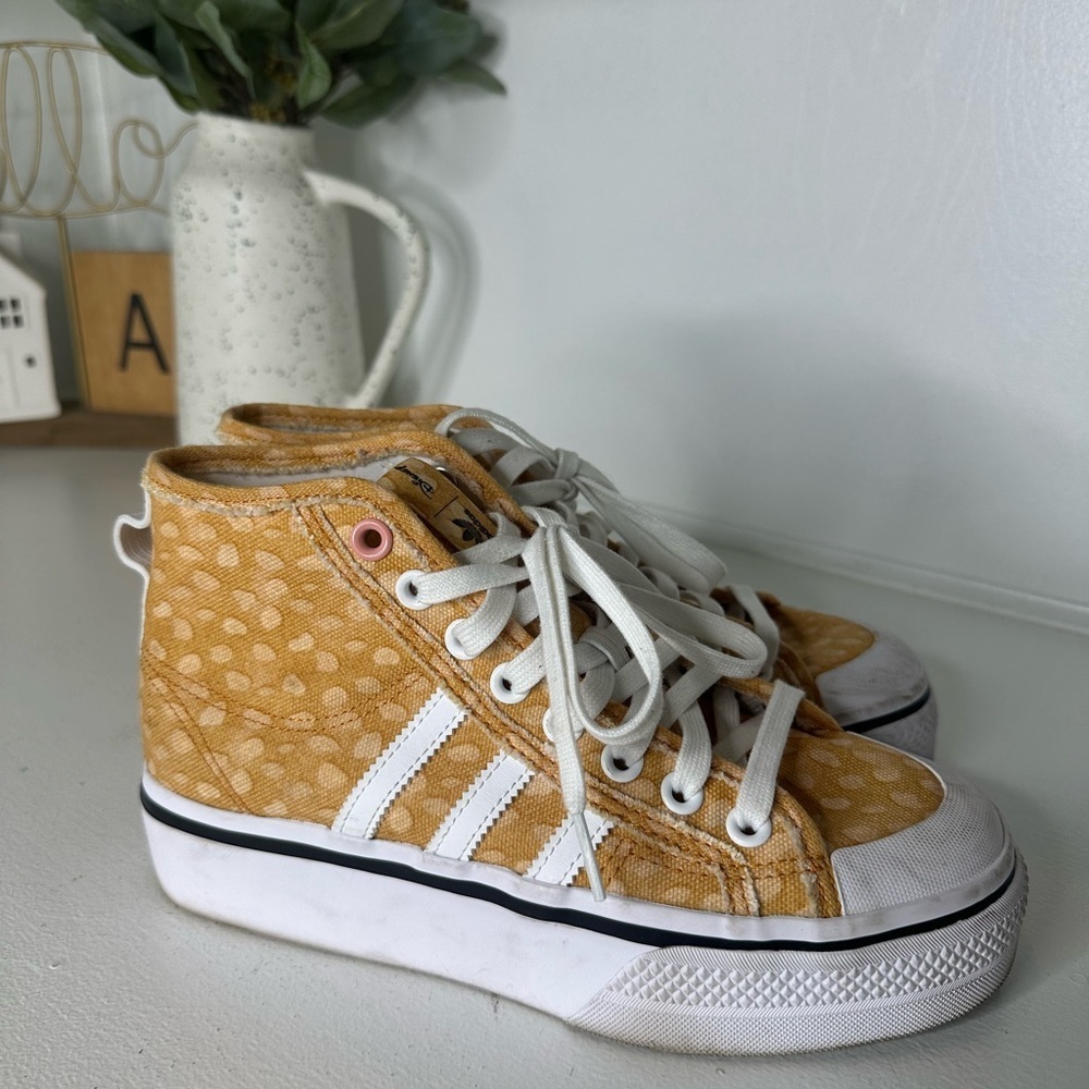 Adidas x Disney Bambi Womens 7.5 High Top Sneakers Yellow Polka Dot Canvas Rare - Picture 5 of 10